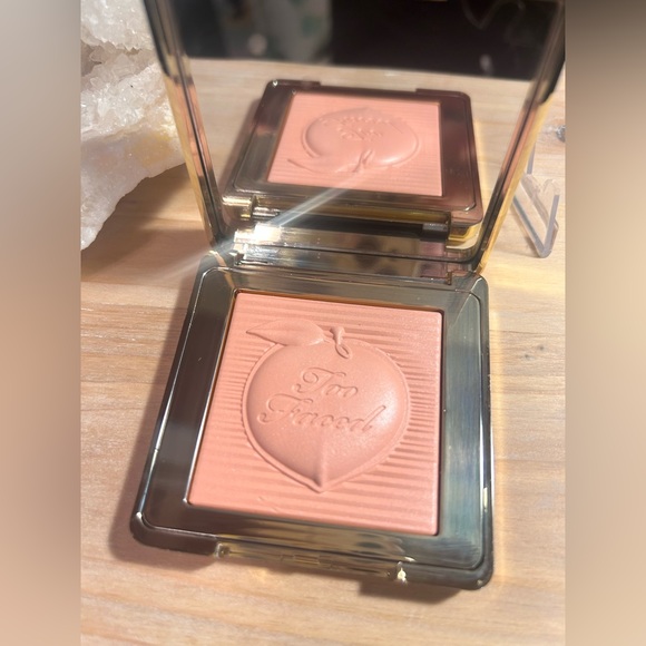 Too Faced Other - Too Faced Peach Blur Translucent Setting Powder RARE